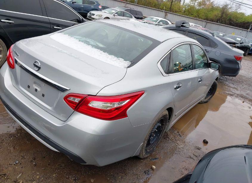 Photo 4 of 2016 Nissan Altima 2.5 S (VIN 1N4AL3AP2GN372564)