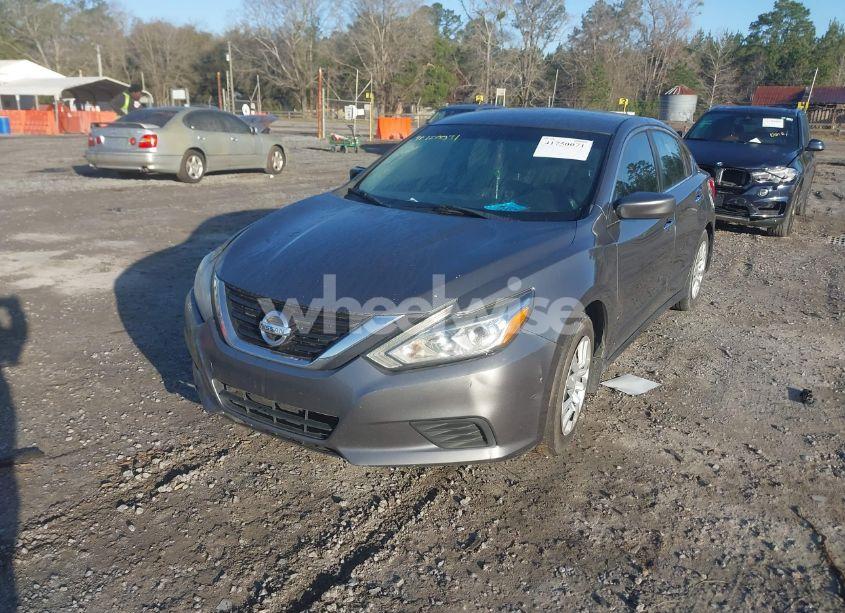 Photo 2 of 2016 Nissan Altima 2.5 S (VIN 1N4AL3AP2GN385458)