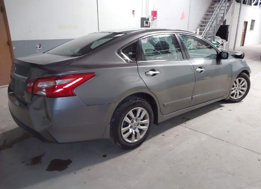 Photo 4 of 2016 Nissan Altima 2.5 S (VIN 1N4AL3AP2GN389400)
