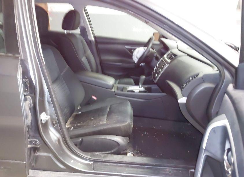 Photo 5 of 2016 Nissan Altima 2.5 S (VIN 1N4AL3AP2GN389400)