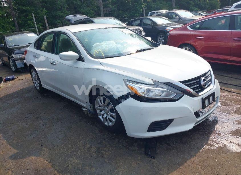 2016 Nissan Altima 2.5 S (VIN 1N4AL3AP2GN392216) main photo