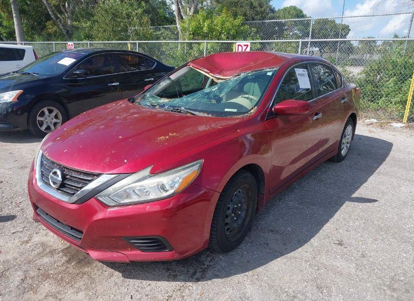 Photo 2 of 2016 Nissan Altima 2.5 S (VIN 1N4AL3AP2GN393124)