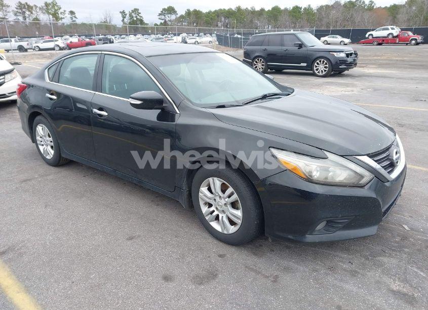 2017 Nissan Altima 2.5 SL (VIN 1N4AL3AP2HC117667) main photo