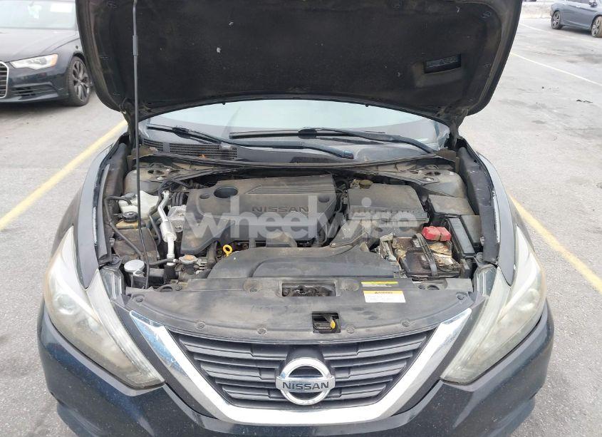 Photo 10 of 2017 Nissan Altima 2.5 SL (VIN 1N4AL3AP2HC117667)