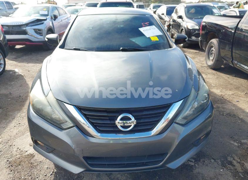 Photo 12 of 2017 Nissan Altima 2.5 SR (VIN 1N4AL3AP2HC127583)