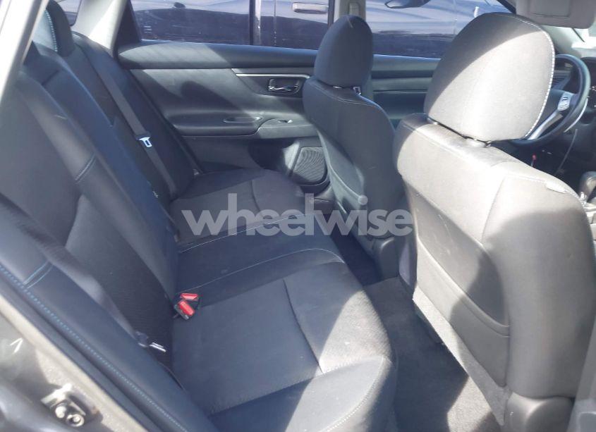 Photo 8 of 2017 Nissan Altima 2.5 SR (VIN 1N4AL3AP2HC127583)