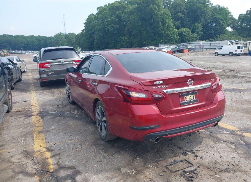 Photo 3 of 2017 Nissan Altima 2.5 SR (VIN 1N4AL3AP2HC134940)