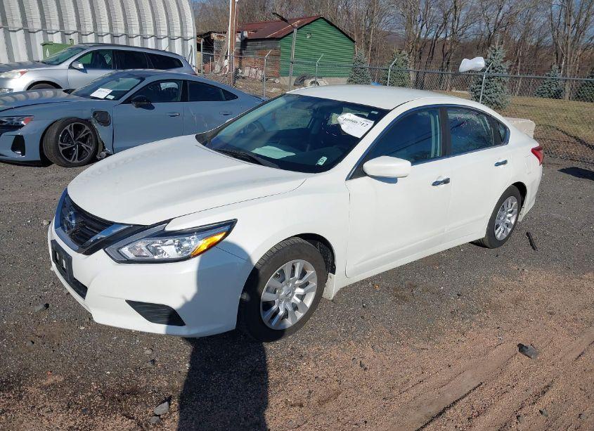 Photo 2 of 2017 Nissan Altima 2.5 S (VIN 1N4AL3AP2HC139295)