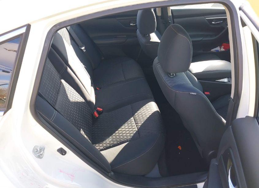 Photo 8 of 2017 Nissan Altima 2.5 S (VIN 1N4AL3AP2HC139295)