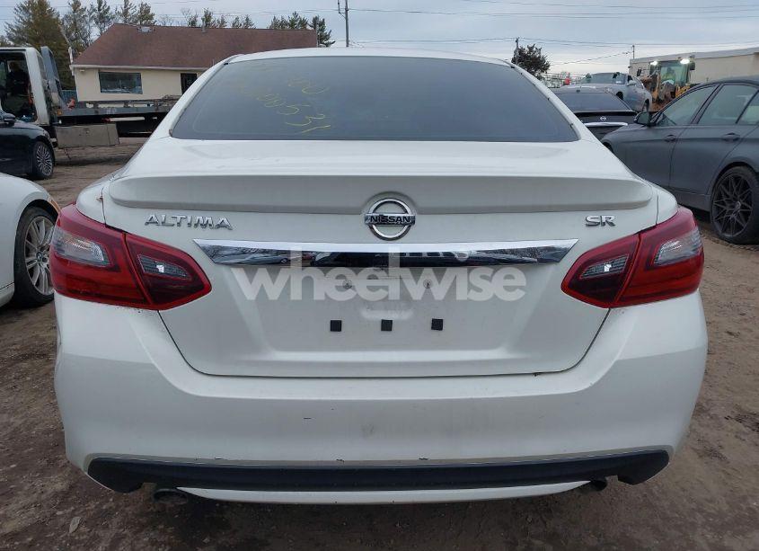 Photo 15 of 2017 Nissan Altima 2.5 SR (VIN 1N4AL3AP2HC148286)