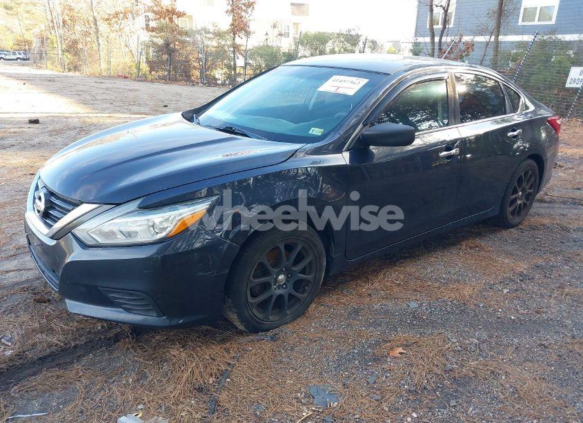 Photo 2 of 2017 Nissan Altima 2.5 S (VIN 1N4AL3AP2HC150023)