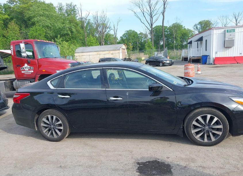 Photo 14 of 2017 Nissan Altima 2.5 SV (VIN 1N4AL3AP2HC159806)