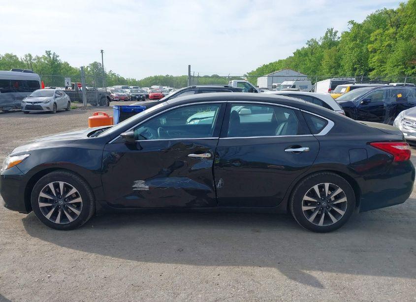 Photo 15 of 2017 Nissan Altima 2.5 SV (VIN 1N4AL3AP2HC159806)