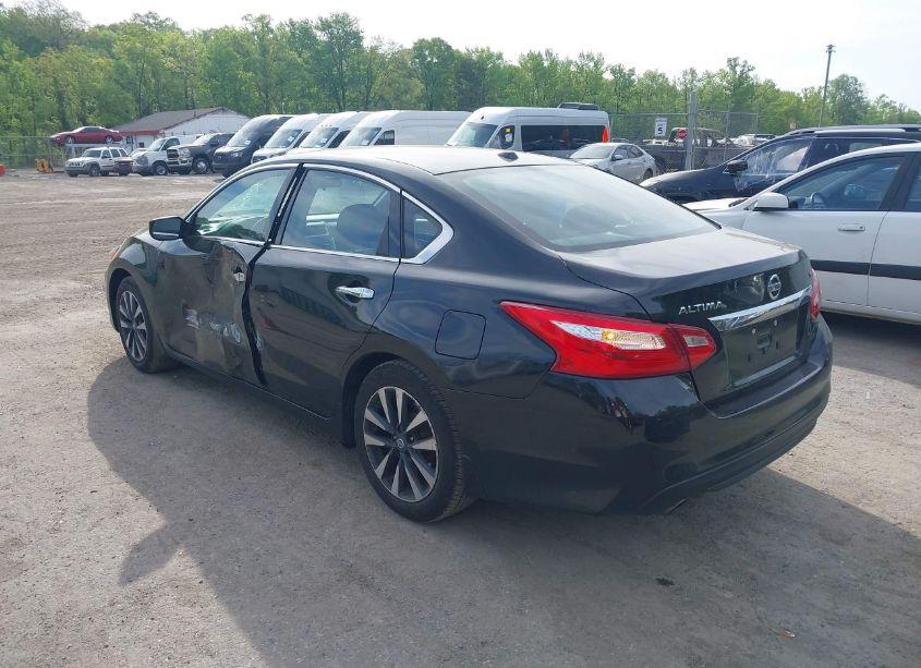 Photo 3 of 2017 Nissan Altima 2.5 SV (VIN 1N4AL3AP2HC159806)