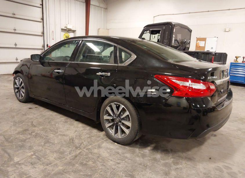 Photo 3 of 2017 Nissan Altima 2.5 SV (VIN 1N4AL3AP2HC159885)