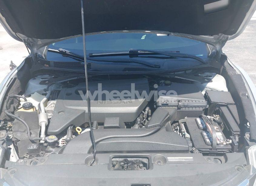 Photo 10 of 2017 Nissan Altima 2.5 SR (VIN 1N4AL3AP2HC164553)