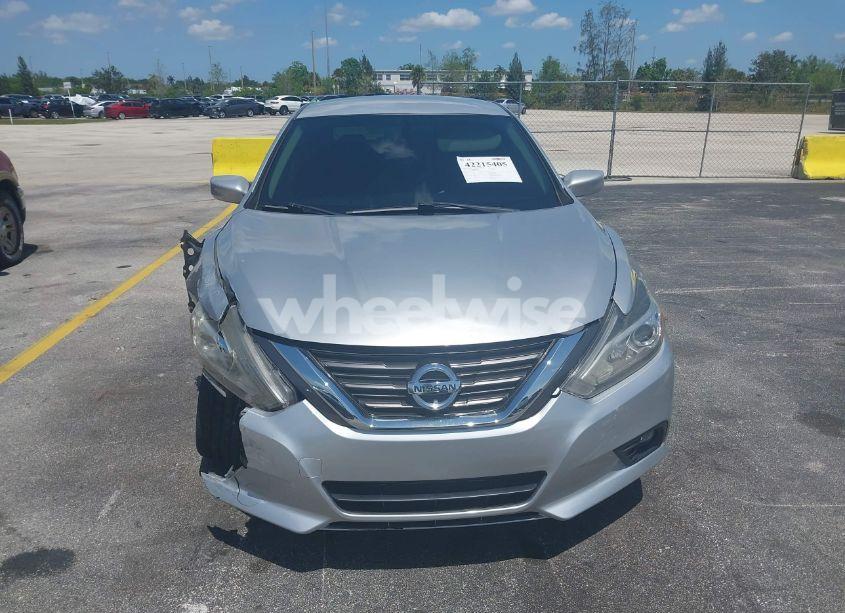 Photo 12 of 2017 Nissan Altima 2.5 SR (VIN 1N4AL3AP2HC164553)