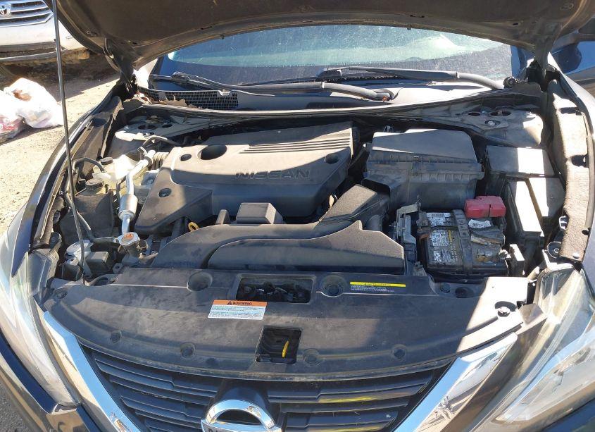 Photo 10 of 2017 Nissan Altima 2.5 SL (VIN 1N4AL3AP2HC170319)