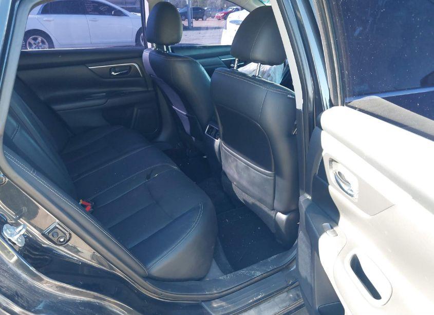 Photo 8 of 2017 Nissan Altima 2.5 SL (VIN 1N4AL3AP2HC170319)