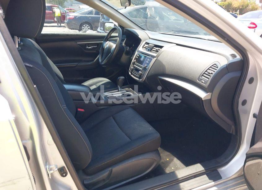 Photo 5 of 2017 Nissan Altima 2.5 SV (VIN 1N4AL3AP2HC171342)