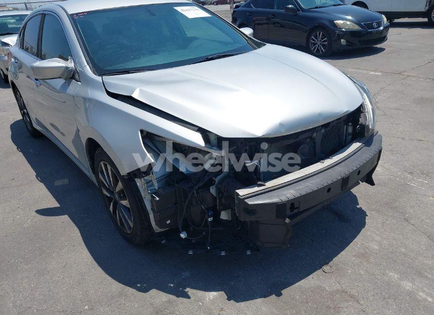 Photo 6 of 2017 Nissan Altima 2.5 SV (VIN 1N4AL3AP2HC171342)