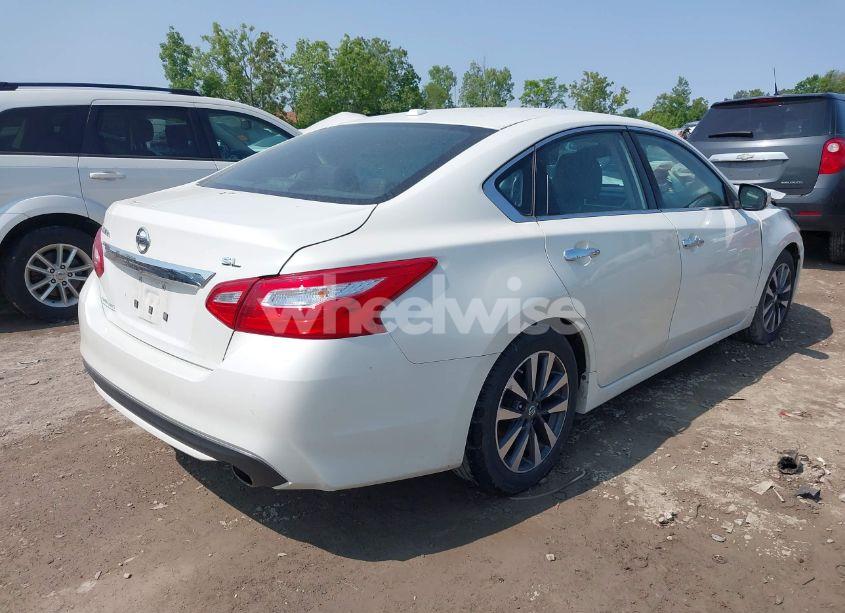 Photo 4 of 2017 Nissan Altima 2.5 SL (VIN 1N4AL3AP2HC172233)