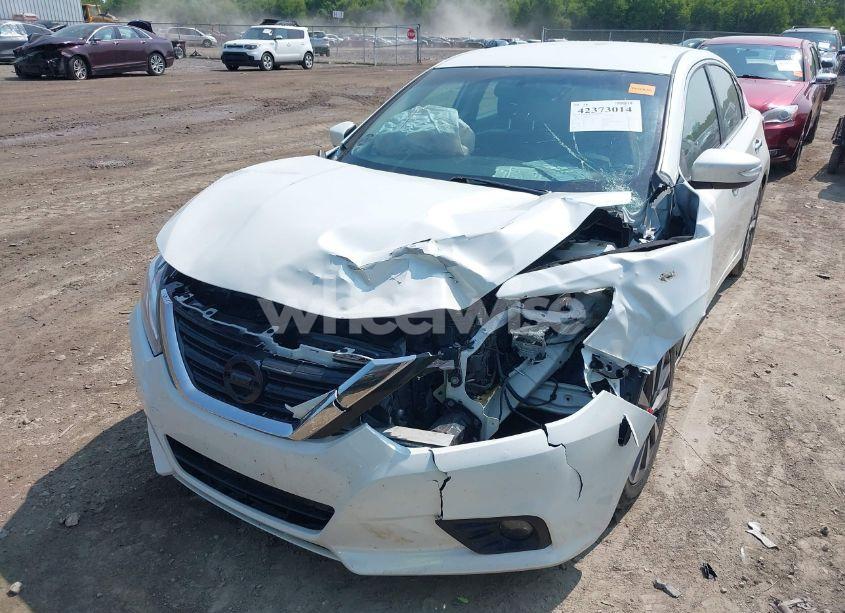 Photo 6 of 2017 Nissan Altima 2.5 SL (VIN 1N4AL3AP2HC172233)