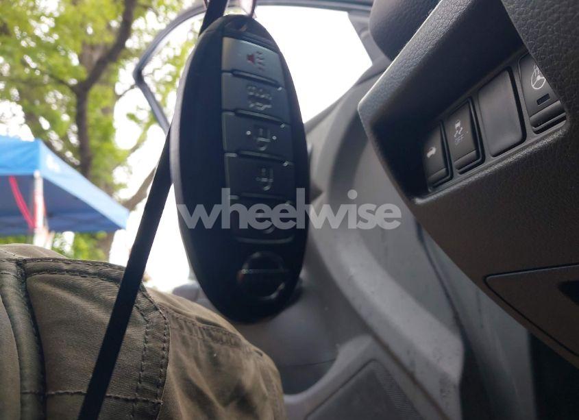 Photo 11 of 2017 Nissan Altima 2.5 SV (VIN 1N4AL3AP2HC174645)