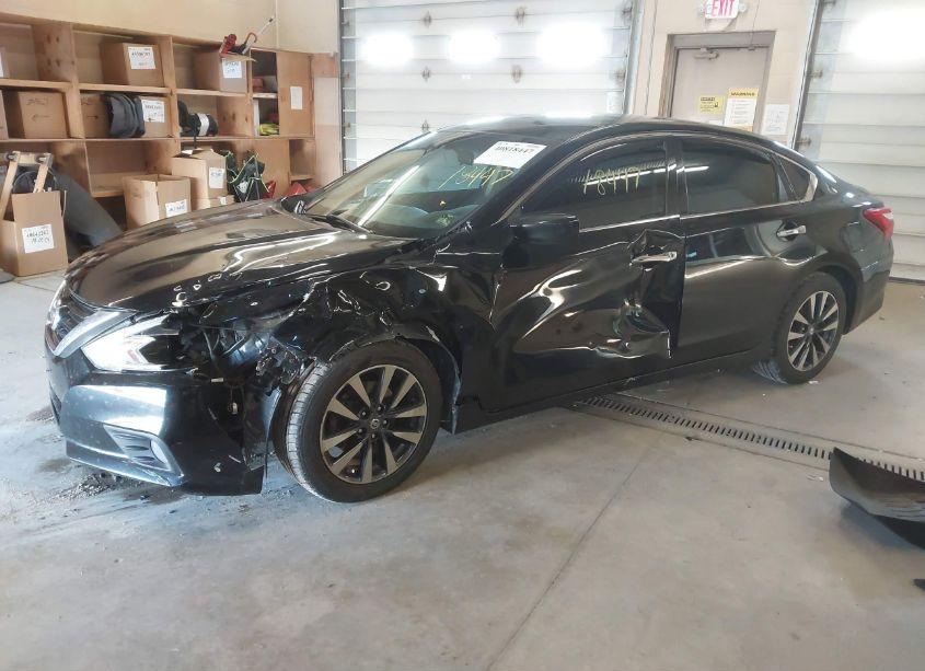 Photo 2 of 2017 Nissan Altima 2.5 SV (VIN 1N4AL3AP2HC177559)