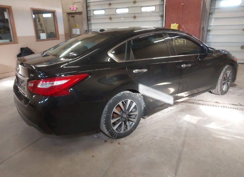 Photo 4 of 2017 Nissan Altima 2.5 SV (VIN 1N4AL3AP2HC177559)