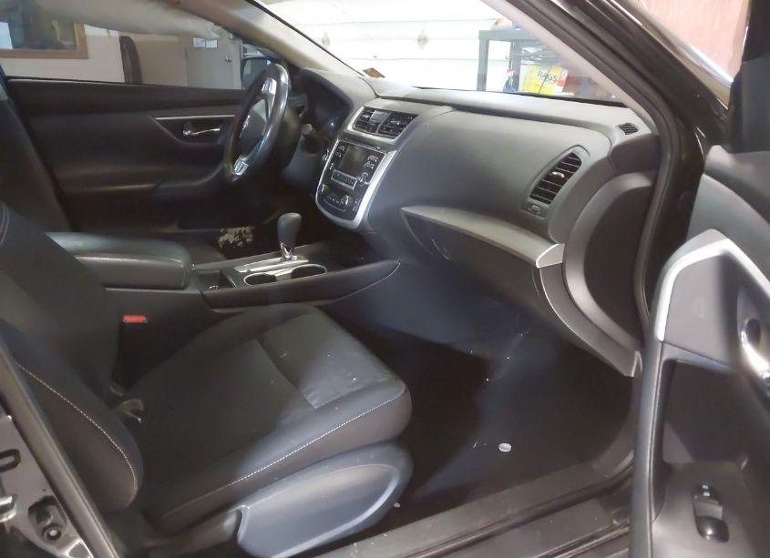 Photo 5 of 2017 Nissan Altima 2.5 SV (VIN 1N4AL3AP2HC177559)