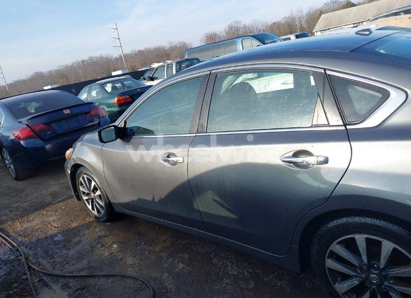 Photo 15 of 2017 Nissan Altima 2.5 SV (VIN 1N4AL3AP2HC183510)