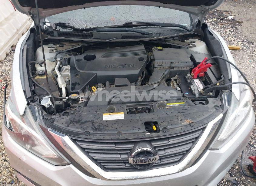 Photo 10 of 2017 Nissan Altima 2.5 SV (VIN 1N4AL3AP2HC188092)