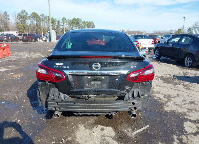 Photo 16 of 2017 Nissan Altima 2.5 SR (VIN 1N4AL3AP2HC220488)