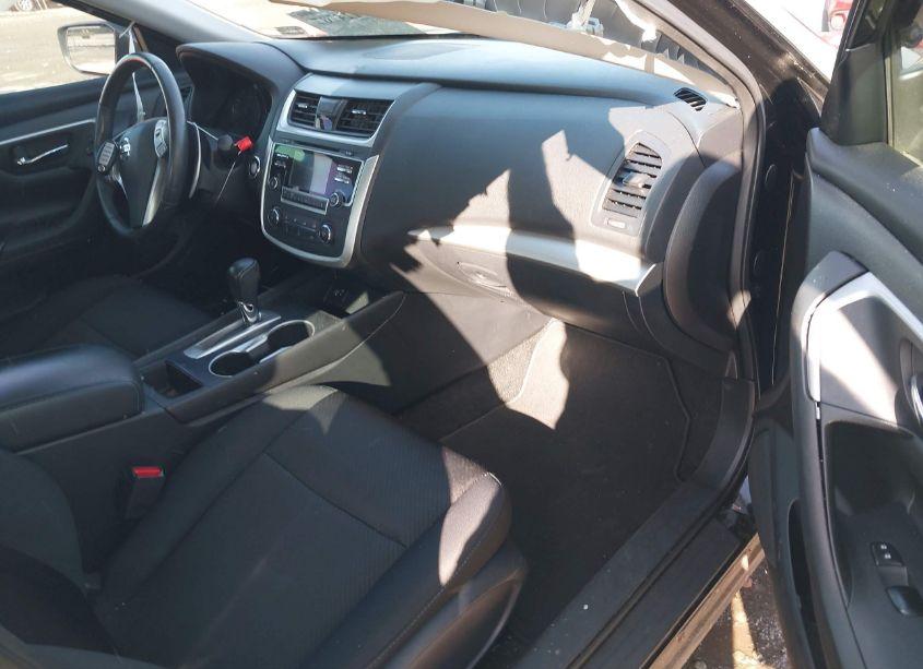 Photo 5 of 2017 Nissan Altima 2.5 SR (VIN 1N4AL3AP2HC220488)