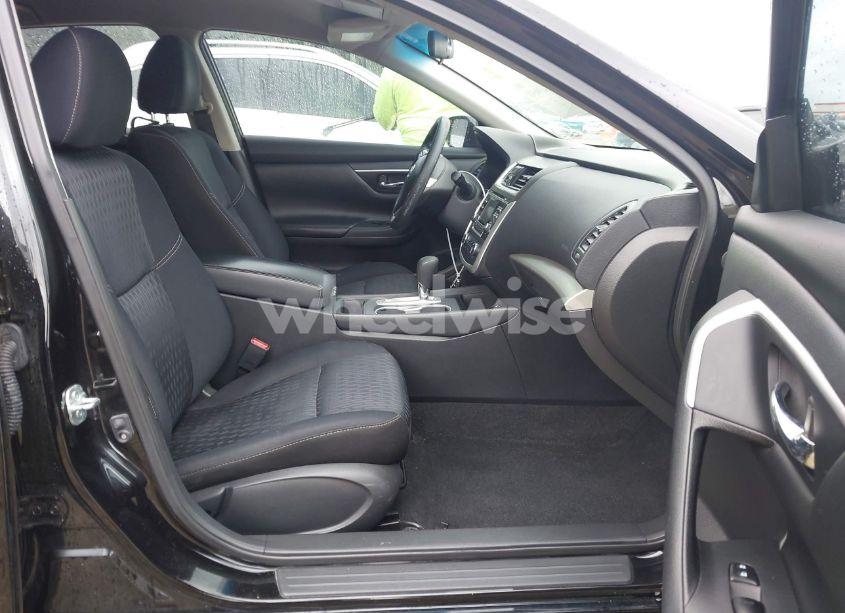 Photo 5 of 2017 Nissan Altima 2.5 S (VIN 1N4AL3AP2HC224783)