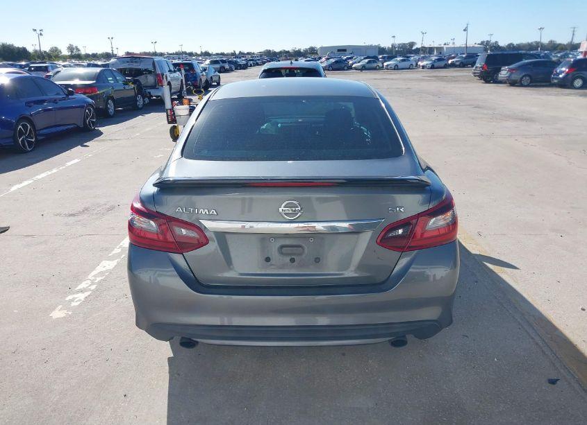 Photo 16 of 2017 Nissan Altima 2.5 SR (VIN 1N4AL3AP2HC235797)