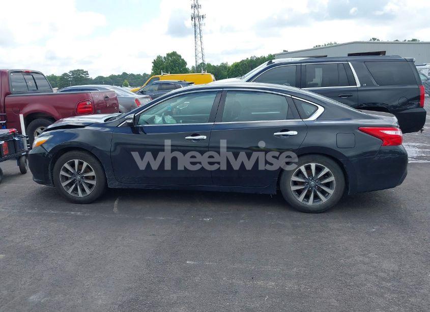 Photo 14 of 2017 Nissan Altima 2.5 SV (VIN 1N4AL3AP2HC237744)