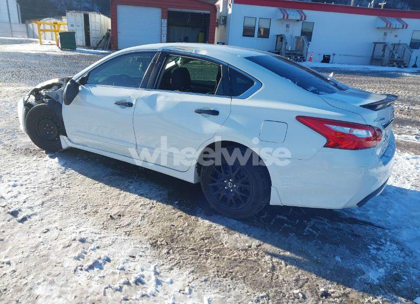 Photo 3 of 2017 Nissan Altima 2.5 S (VIN 1N4AL3AP2HC239087)