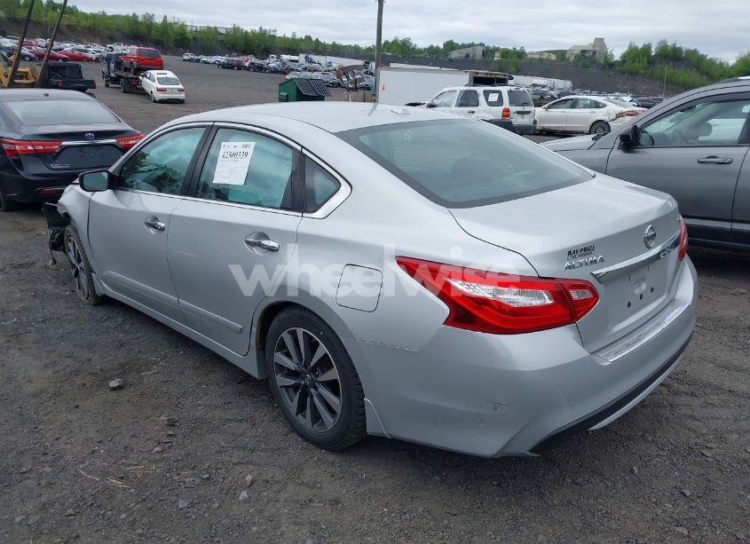 Photo 3 of 2017 Nissan Altima 2.5 SV (VIN 1N4AL3AP2HC239414)