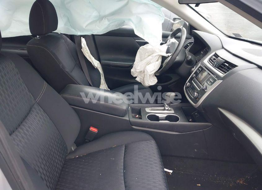 Photo 5 of 2017 Nissan Altima 2.5 SV (VIN 1N4AL3AP2HC239414)