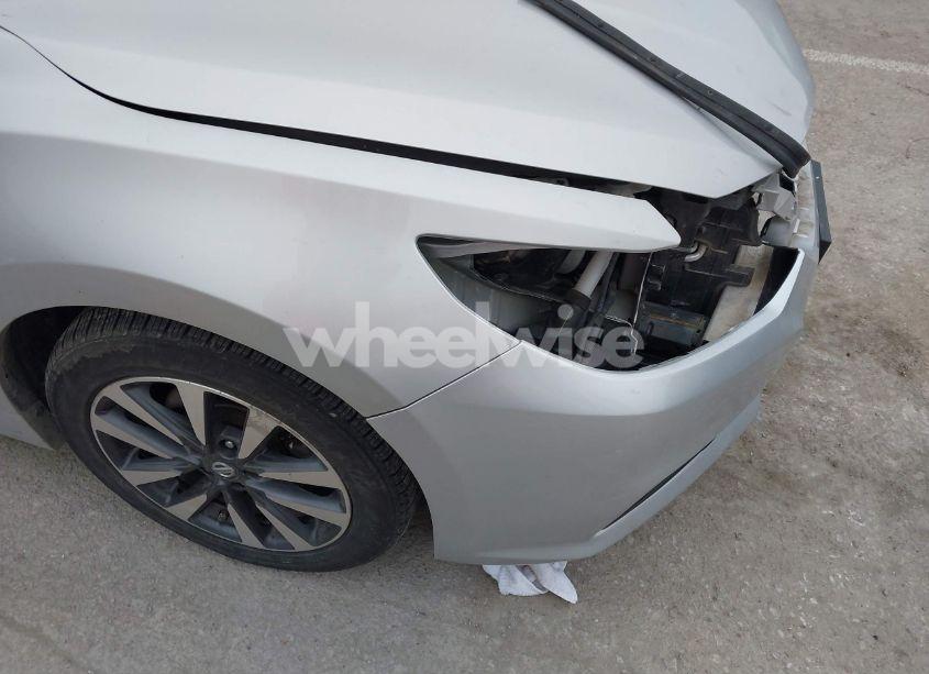 Photo 18 of 2017 Nissan Altima 2.5 SV (VIN 1N4AL3AP2HC244192)