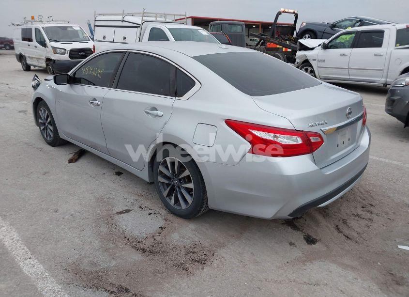 Photo 3 of 2017 Nissan Altima 2.5 SV (VIN 1N4AL3AP2HC244192)