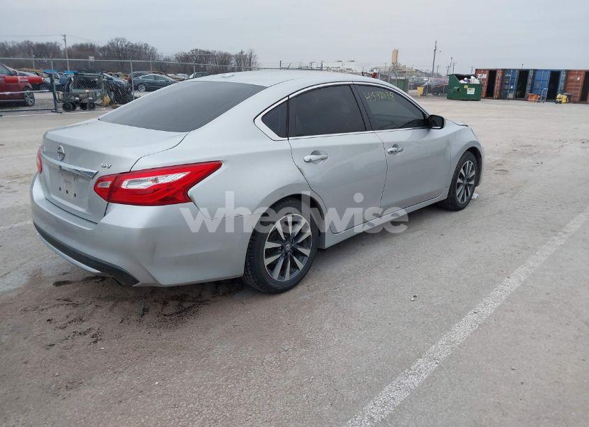 Photo 4 of 2017 Nissan Altima 2.5 SV (VIN 1N4AL3AP2HC244192)