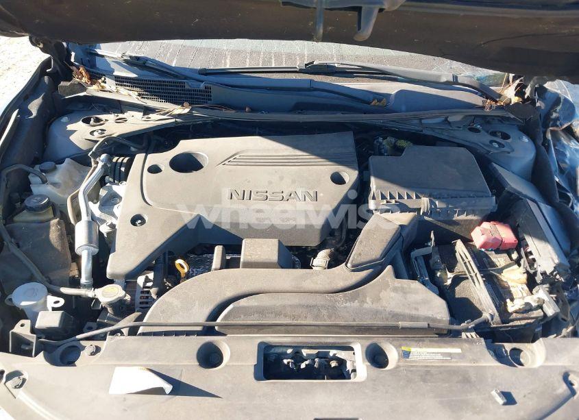 Photo 10 of 2017 Nissan Altima 2.5 SR (VIN 1N4AL3AP2HC247478)