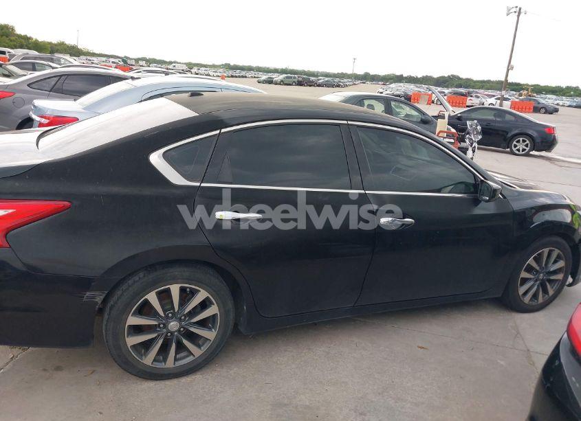 Photo 13 of 2017 Nissan Altima 2.5 SV (VIN 1N4AL3AP2HC253975)