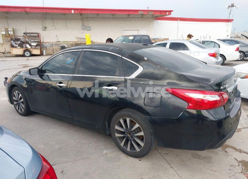 Photo 14 of 2017 Nissan Altima 2.5 SV (VIN 1N4AL3AP2HC253975)