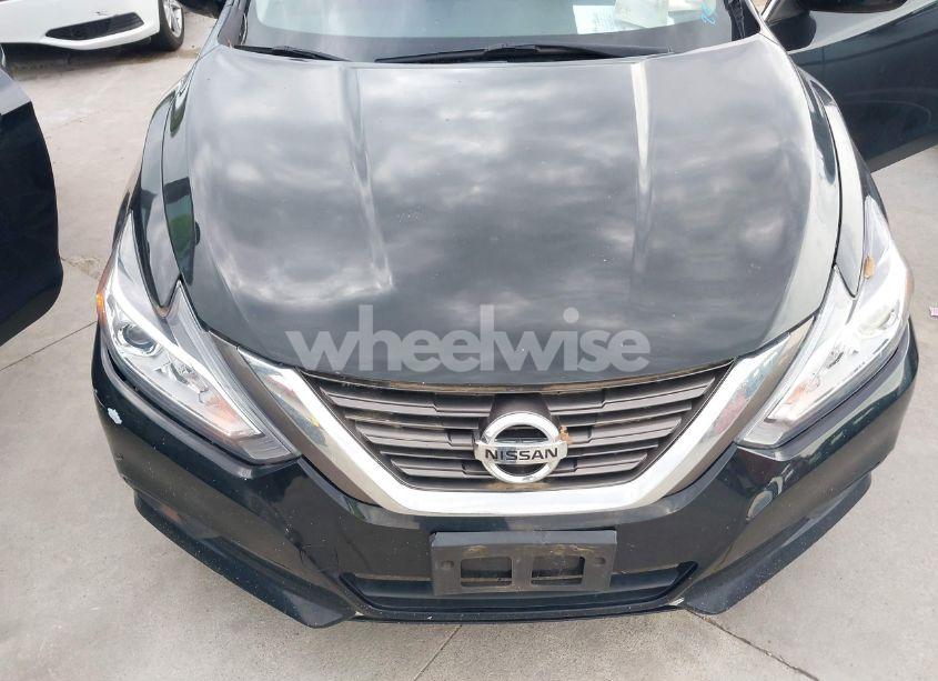 Photo 6 of 2017 Nissan Altima 2.5 SV (VIN 1N4AL3AP2HC253975)