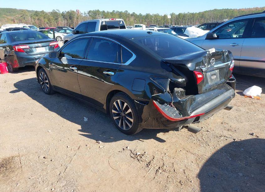 Photo 3 of 2017 Nissan Altima 2.5 SV (VIN 1N4AL3AP2HC261722)