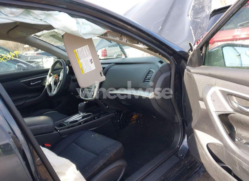 Photo 5 of 2017 Nissan Altima 2.5 S (VIN 1N4AL3AP2HC265849)